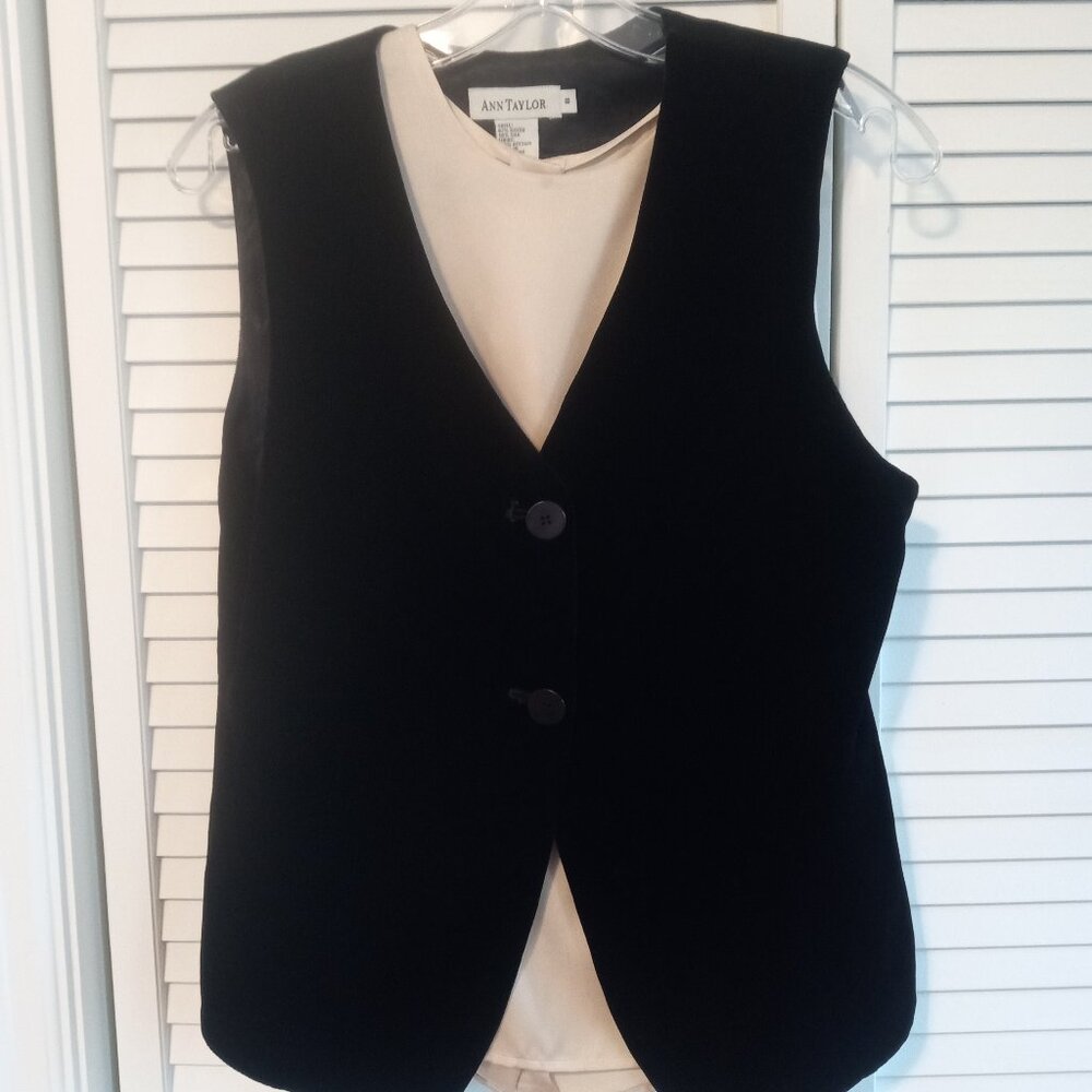 Ann Taylor black 2 button vest